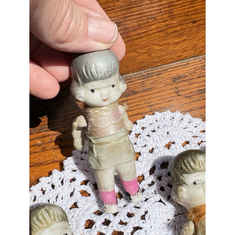 Antique Hinged Bisque Porcelain Dolls 4" Tall Set of 4 Japan Dionne? - Picture 5 of 16